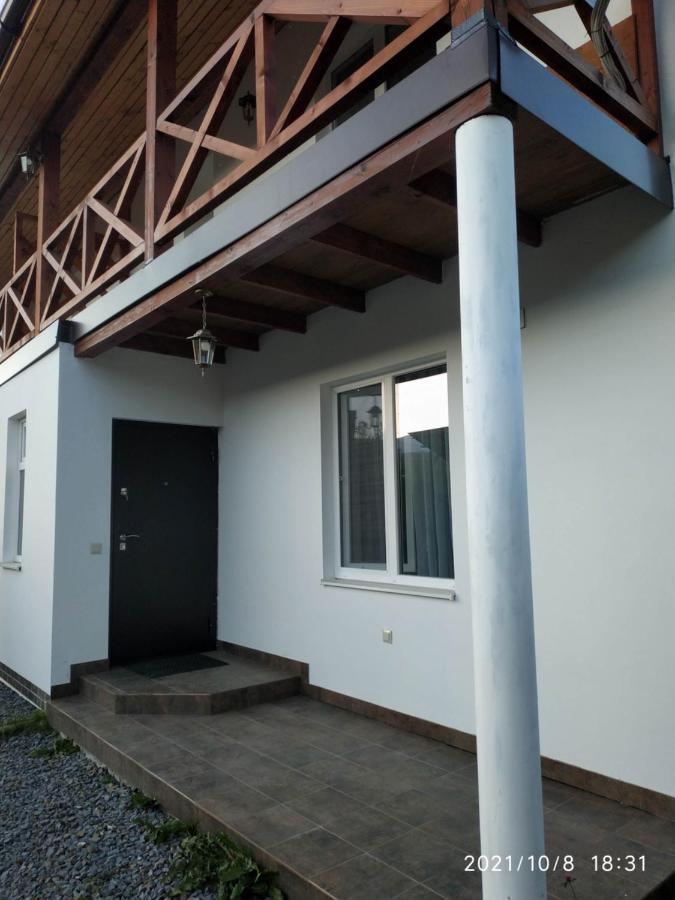 Pilipets Nestg Guest House מראה חיצוני תמונה