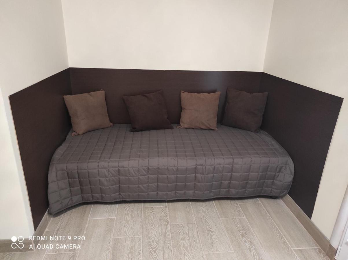 Pilipets Nestg Guest House מראה חיצוני תמונה